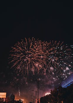 人间烟火中，爱意绵长无尽；郁葱新作《无穷爱》细腻动人。