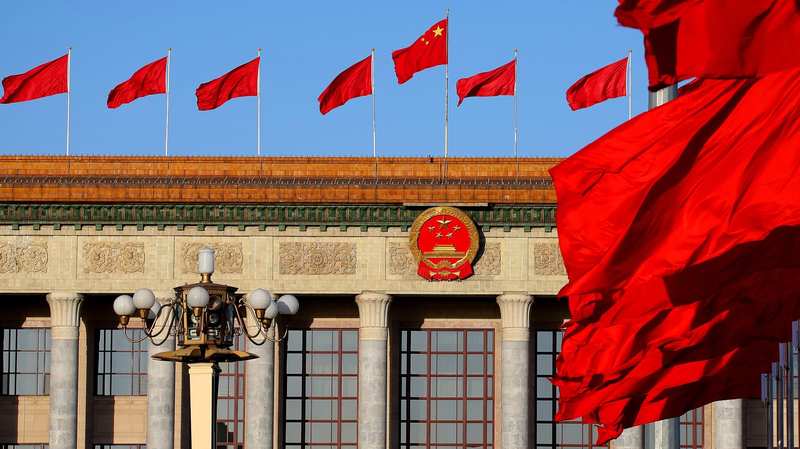  和平与冲突的边缘挣扎，如何在风暴中心重塑信任契约 情感心理