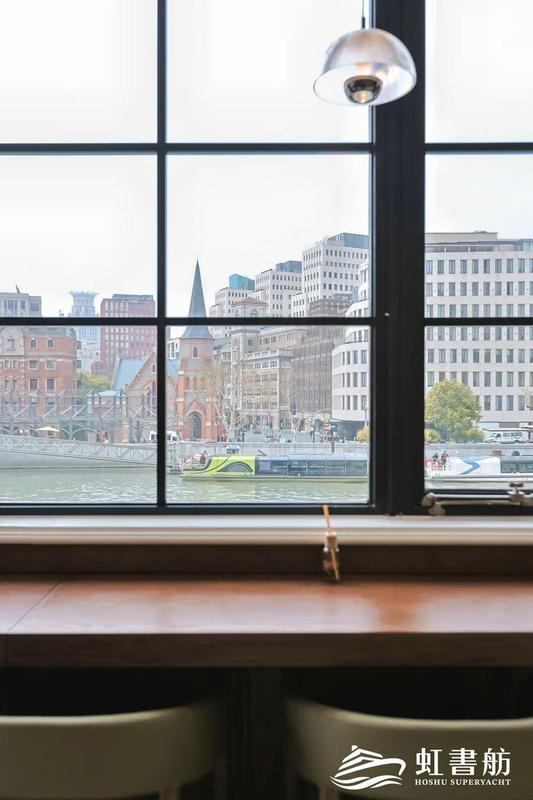  网红打卡潮背后的空洞与真相：深度剖析虹书舫为何能收割流量 新闻 网红打卡潮背后的空洞与真相：深度剖析虹书舫为何能收割流量 新闻