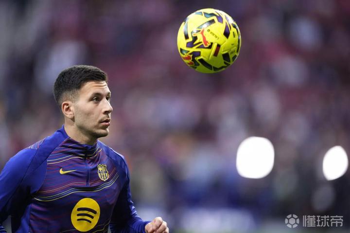 【深度解析】巴萨中卫补强困局：巴斯托尼7000万欧元背后的博弈逻辑 体育新闻